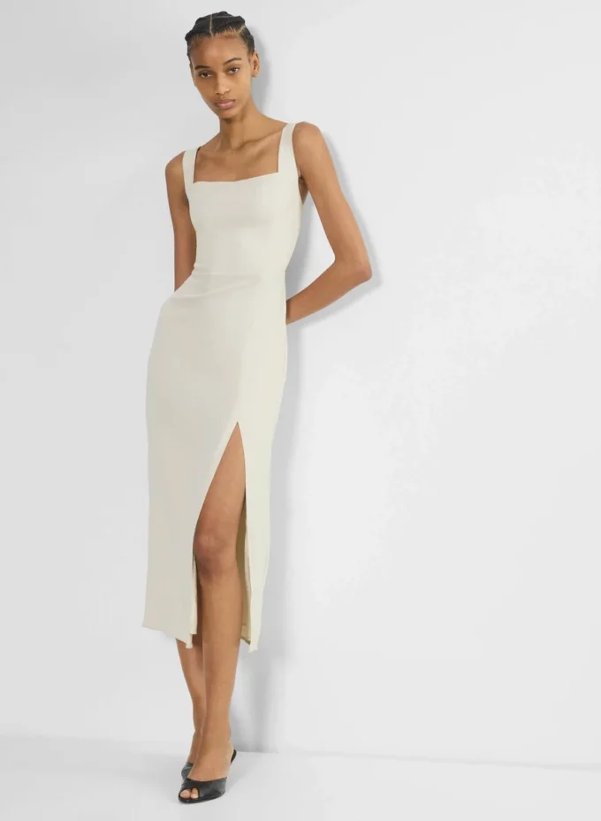 90er-Jahre-Midi-Kleid aus Satin mit Schlitz 90er-Jahre-Midi-Kleid aus Satin mit Schlitz