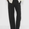Agency Pant – (Re)ssential