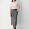 Bare Cashmere Kurzarm-Pullover mit Rundhalsausschnitt Bare Cashmere Kurzarm-Pullover mit Rundhalsausschnitt
