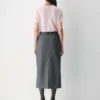 Bare Cashmere Kurzarm-Pullover mit Rundhalsausschnitt Bare Cashmere Kurzarm-Pullover mit Rundhalsausschnitt
