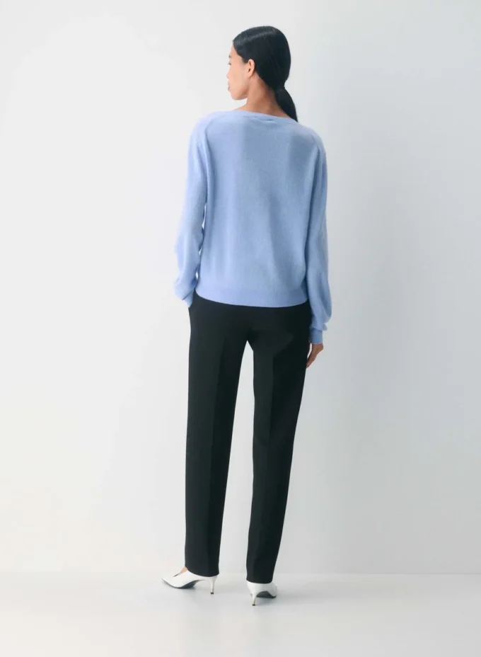 Bare Cashmere Pullover mit V-Ausschnitt Bare Cashmere Pullover mit V-Ausschnitt