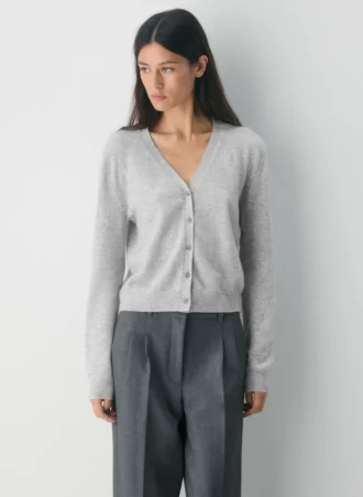 Bare Cashmere V-Ausschnitt-Strickjacke