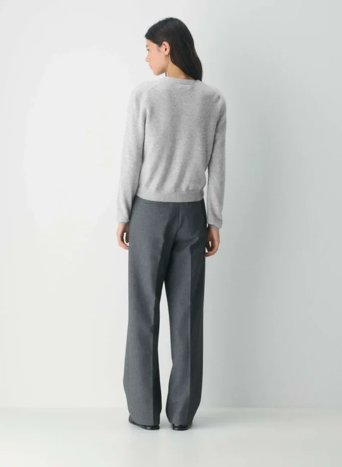 Bare Cashmere V-Ausschnitt-Strickjacke