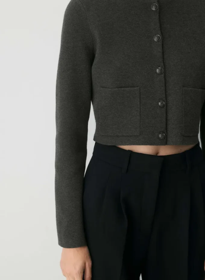 Bemerkenswerter Cardigan