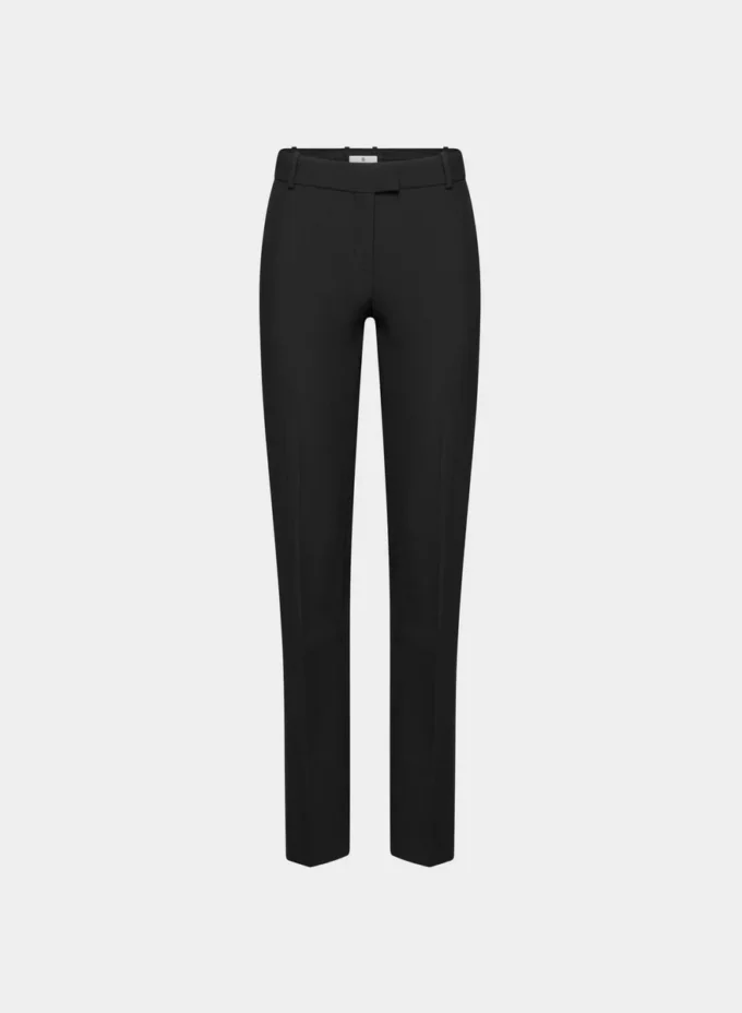 Broker-Hose – (Re)ssential