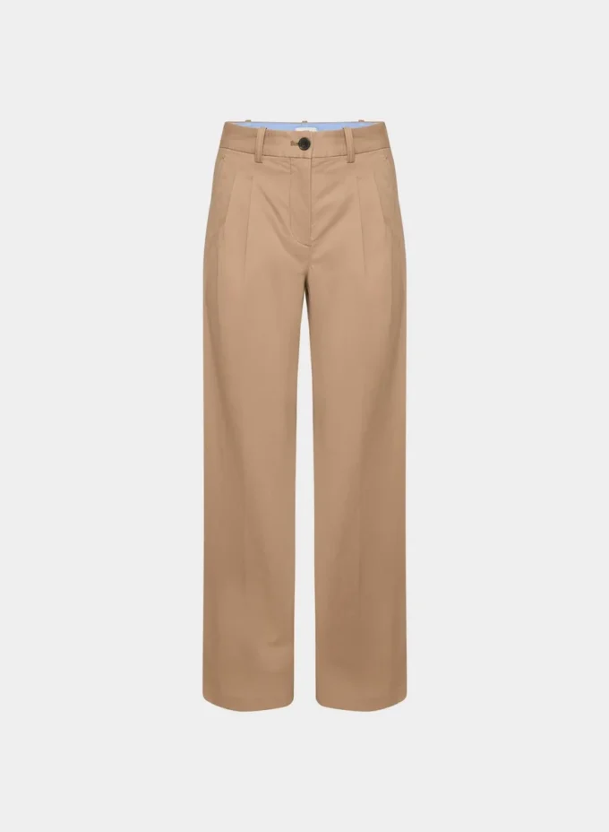 Chino-Hose mit hohem Bund und breiten Falten Chino-Hose mit hohem Bund und breiten Falten