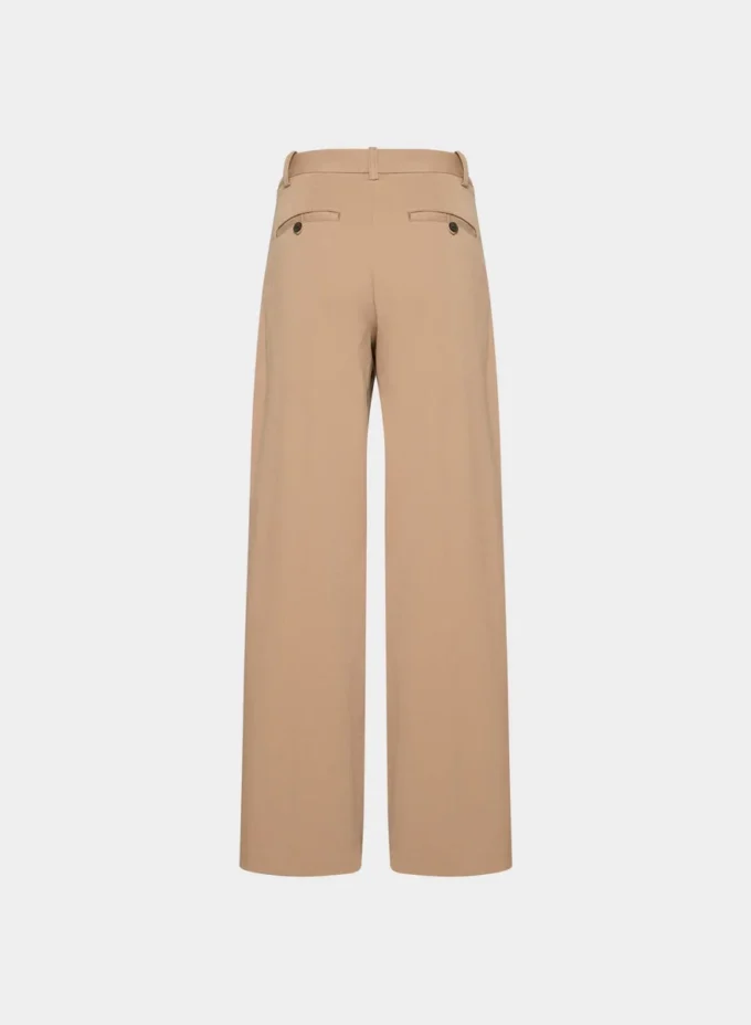 Chino-Hose mit hohem Bund und breiten Falten Chino-Hose mit hohem Bund und breiten Falten