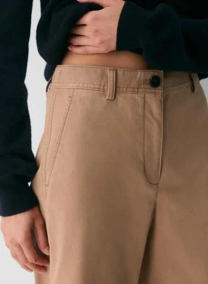 Chino Relaxed Hi-rise Wide Pant Chino Relaxed Hi-rise Wide Pant