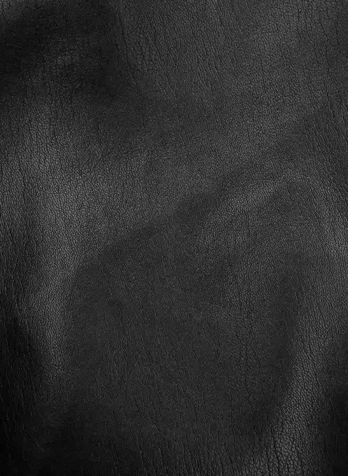 Claudette Jacke – UnReal Leather