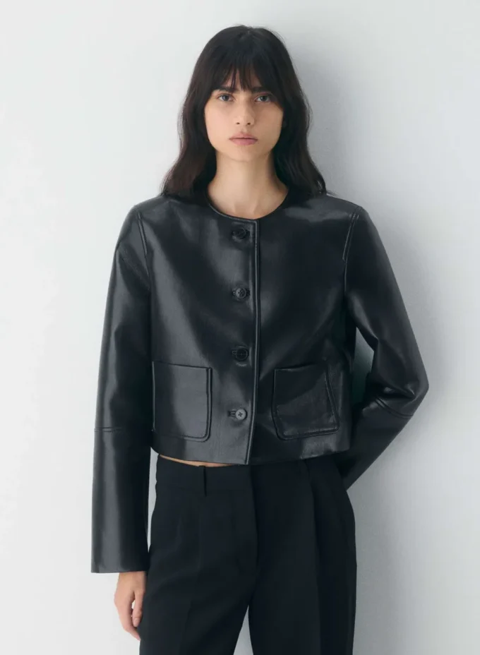 Claudette Jacke – UnReal Leather
