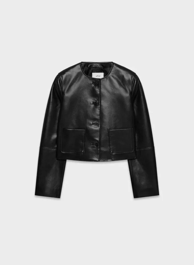 Claudette Jacke – UnReal Leather