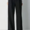 Collins Hose – (Re)ssential