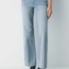 Denim Forum Die 90er Jahre Snatched Hi-Rise Wide Jean Denim Forum Die 90er Jahre Snatched Hi-Rise Wide Jean
