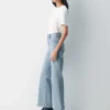 Denim Forum Die 90er Jahre Snatched Hi-Rise Wide Jean Denim Forum Die 90er Jahre Snatched Hi-Rise Wide Jean