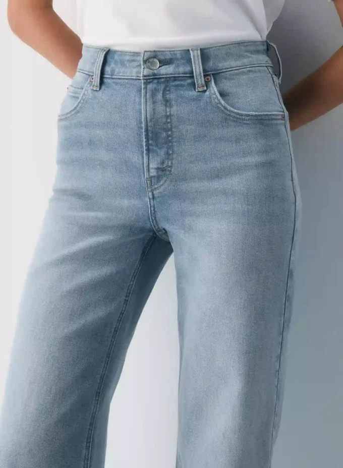 Denim Forum Die 90er Jahre Snatched Hi-Rise Wide Jean Denim Forum Die 90er Jahre Snatched Hi-Rise Wide Jean