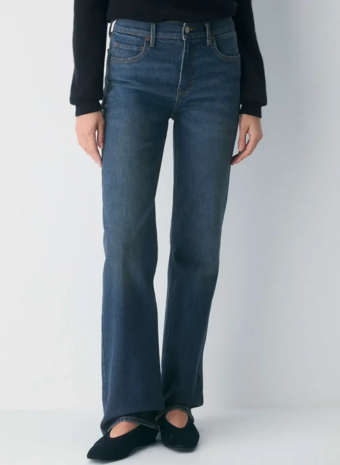 Denim Forum Die 90er Snatched Mid-Rise Straight Jean Denim Forum Die 90er Snatched Mid-Rise Straight Jean