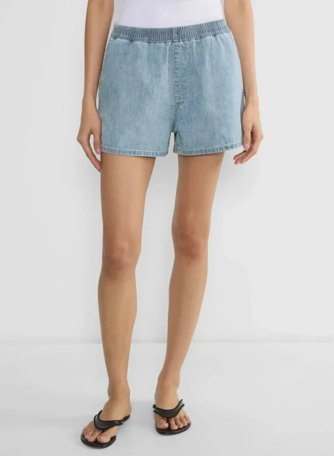 Denim Forum Die ’90s So-soft Lo-rise Denim Short Denim Forum Die ’90s So-soft Lo-rise Denim Short