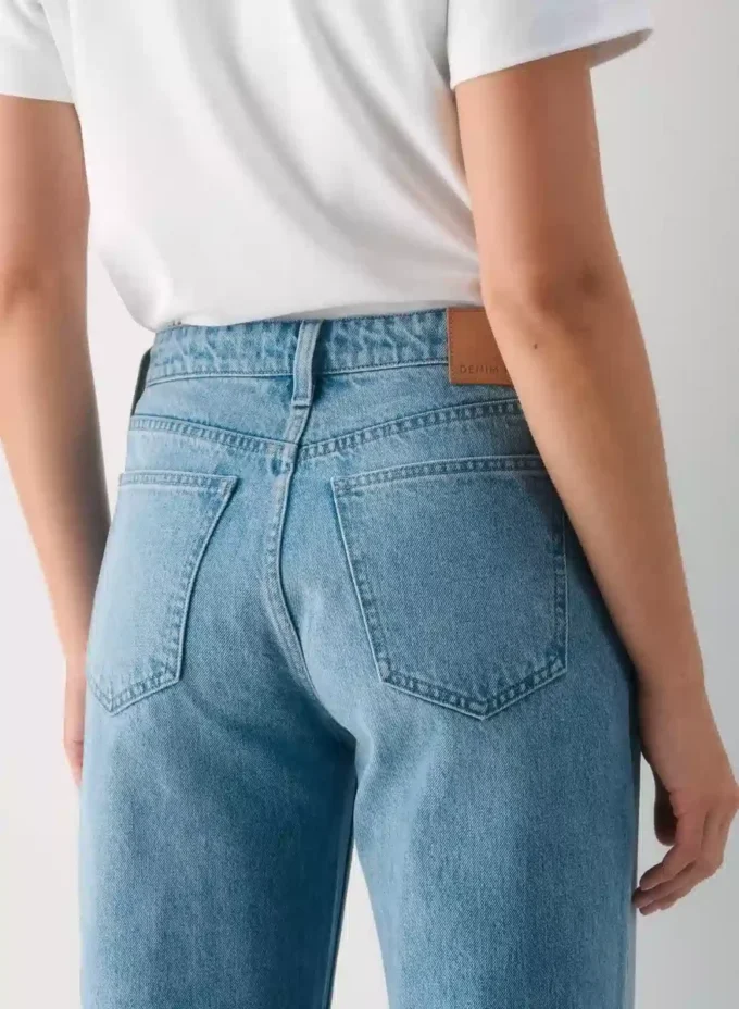 Denim Forum Die Iggy Curve-Fit Lo-Rise Baggy Jeans Denim Forum Die Iggy Curve-Fit Lo-Rise Baggy Jeans