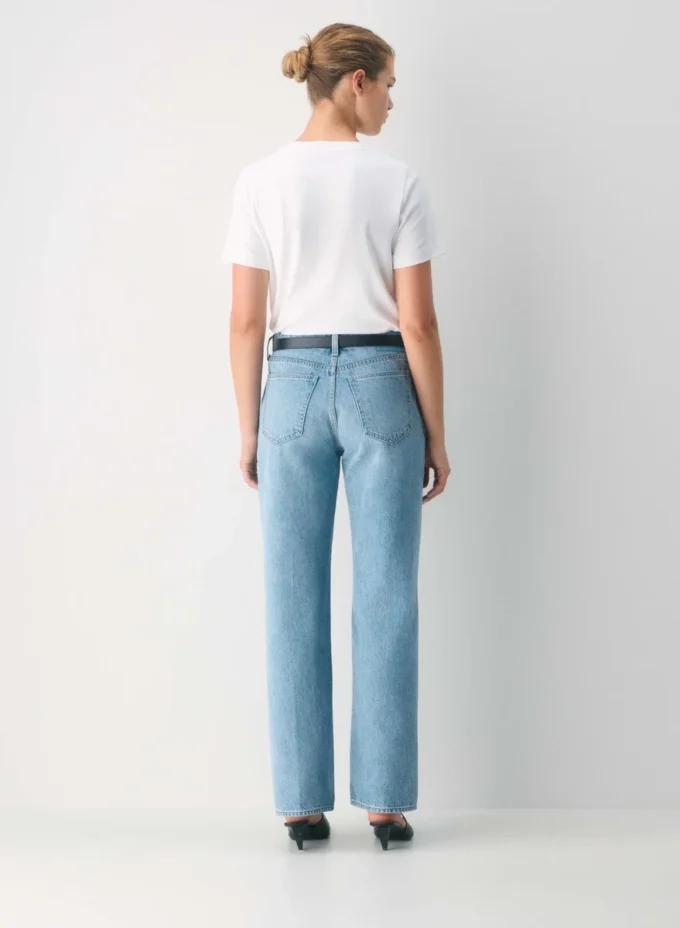 Denim Forum Die Iggy Curve-Fit Lo-Rise Baggy Jeans Denim Forum Die Iggy Curve-Fit Lo-Rise Baggy Jeans