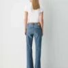 Denim Forum Die Lo-Rise-Flare-Jeans der 2000er Jahre Denim Forum Die Lo-Rise-Flare-Jeans der 2000er Jahre