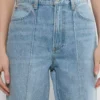 Denim Forum Die maßgeschneiderte High-Rise-Jeans im Wide-Leg-Schnitt aus den 90ern Denim Forum Die maßgeschneiderte High-Rise-Jeans im Wide-Leg-Schnitt aus den 90ern