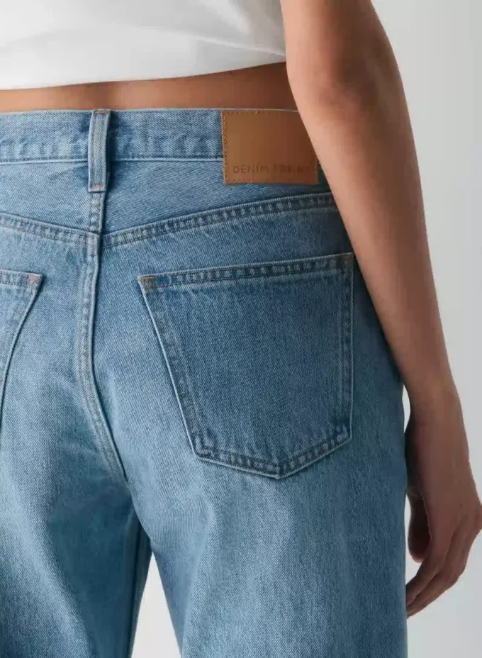 Denim Forum Die Mid-Rise-Jeans mit lockerer Passform und konisch zulaufendem Bein aus den 90ern Denim Forum Die Mid-Rise-Jeans mit lockerer Passform und konisch zulaufendem Bein aus den 90ern