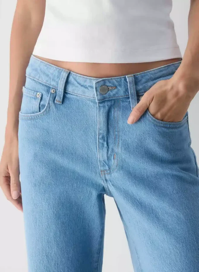 Denim Forum Lana Mid-rise Wide Jean Denim Forum Lana Mid-rise Wide Jean