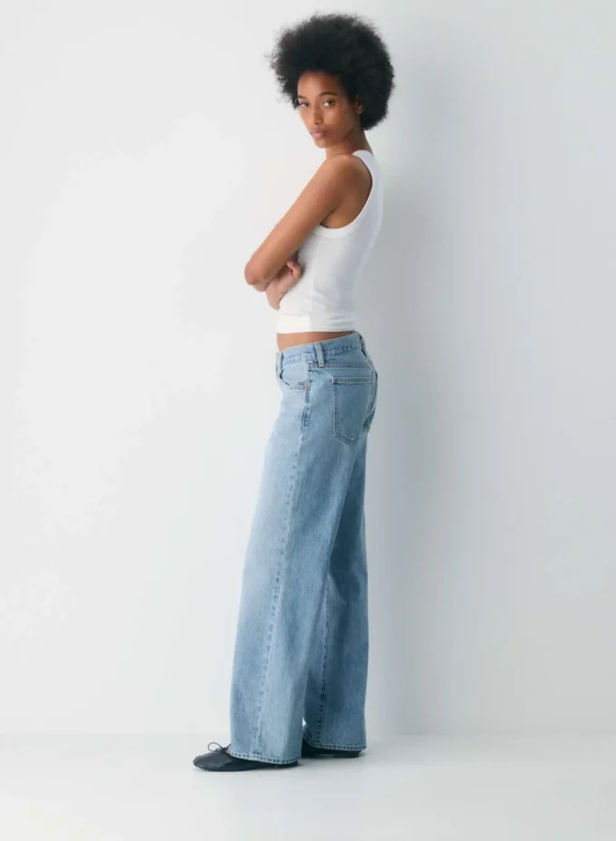 Denim Forum The Farrah Lo-rise Wide Jean