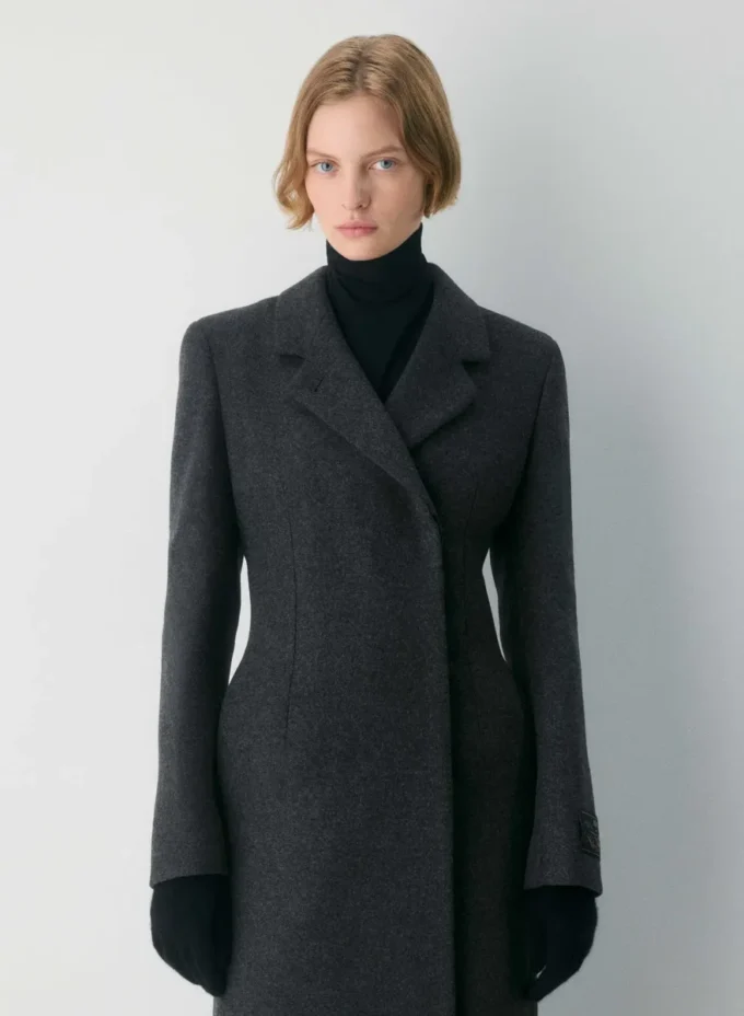 Der Metropolitan Coat – Luxuriöse Woll-Kaschmir-Mischung Der Metropolitan Coat – Luxuriöse Woll-Kaschmir-Mischung