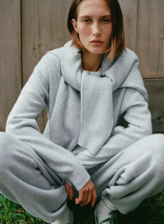 Essential Cashmere Hose mit hoher Taille und weitem Bein