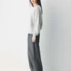 Essential Cashmere Pullover mit lockerem U-Boot-Ausschnitt Essential Cashmere Pullover mit lockerem U-Boot-Ausschnitt