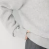 Essential Cashmere Pullover mit lockerem U-Boot-Ausschnitt Essential Cashmere Pullover mit lockerem U-Boot-Ausschnitt