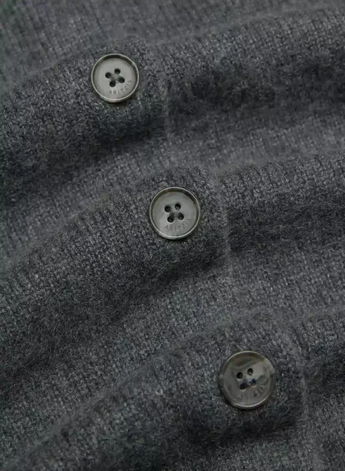 Essential Cashmere Relaxed Crew Cardigan Essential Cashmere Relaxed Crew Cardigan