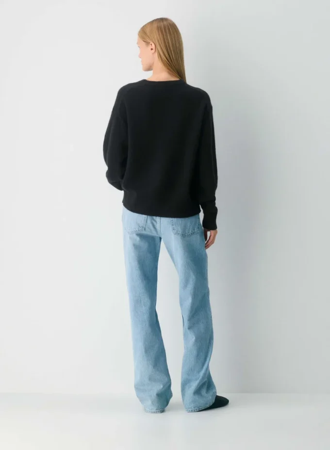 Essential Cashmere Sweater mit lockerem V-Ausschnitt
