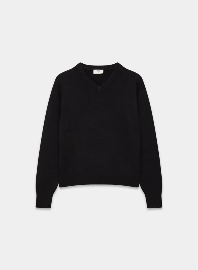 Essential Cashmere Sweater mit lockerem V-Ausschnitt