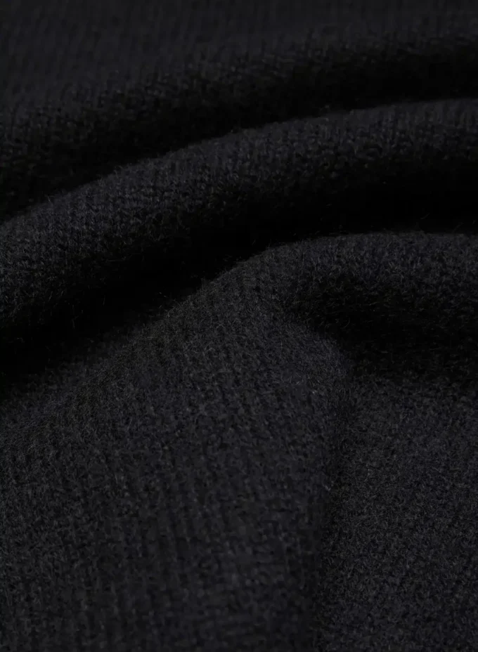Essential Cashmere Sweater mit lockerem V-Ausschnitt