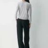 Feine Merinowolle Pullover mit Rundhalsausschnitt Feine Merinowolle Pullover mit Rundhalsausschnitt