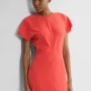 Futuristisches Kleid