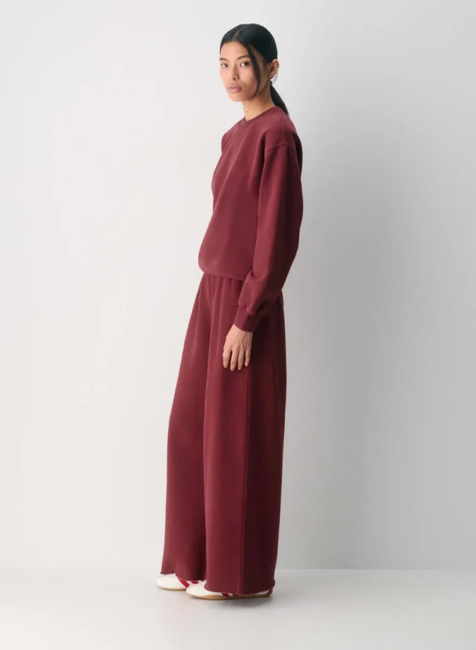 Gemütliche Sweatfleece-Hose mit niedriger Leibhöhe Gemütliche Sweatfleece-Hose mit niedriger Leibhöhe