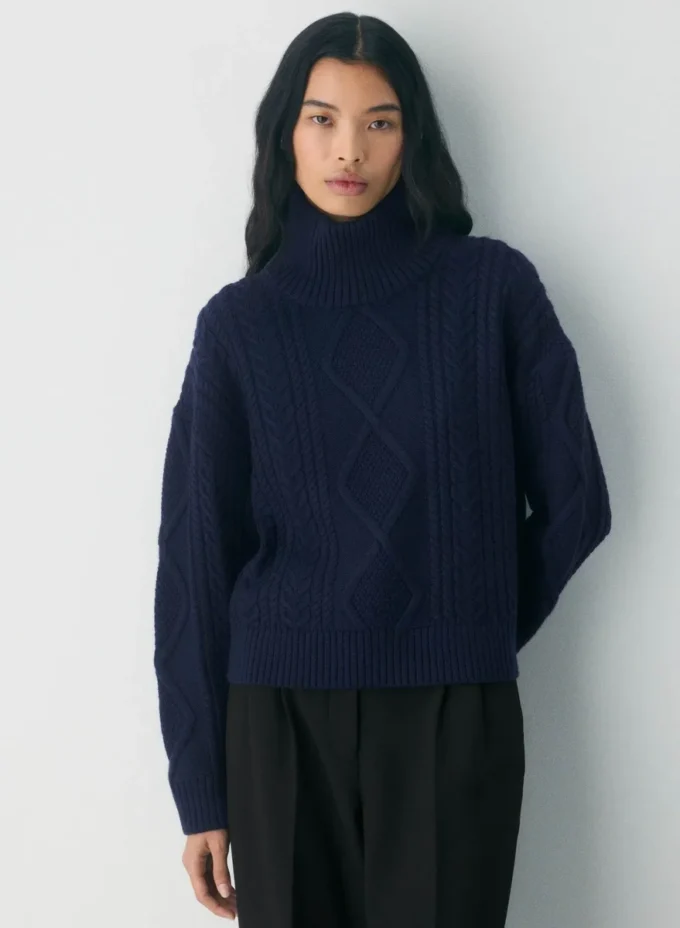 Heritage Knit Merinowolle Hi-Hip Rollkragenpullover Heritage Knit Merinowolle Hi-Hip Rollkragenpullover
