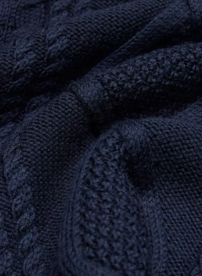 Heritage Knit Merinowolle Hi-Hip Rollkragenpullover Heritage Knit Merinowolle Hi-Hip Rollkragenpullover