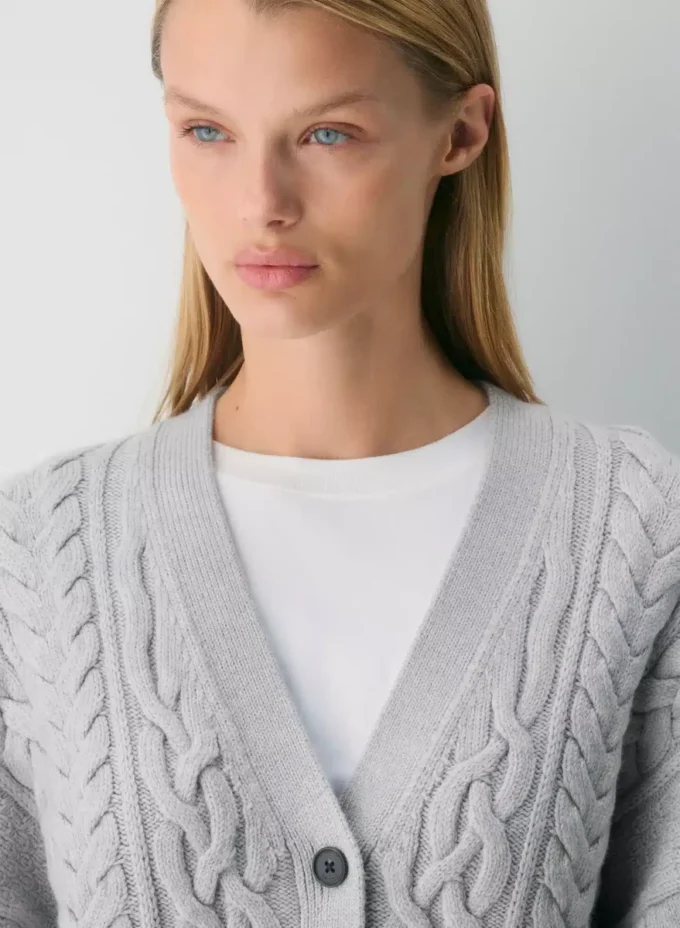 Heritage Knit Merinowolle V-Ausschnitt-Strickjacke