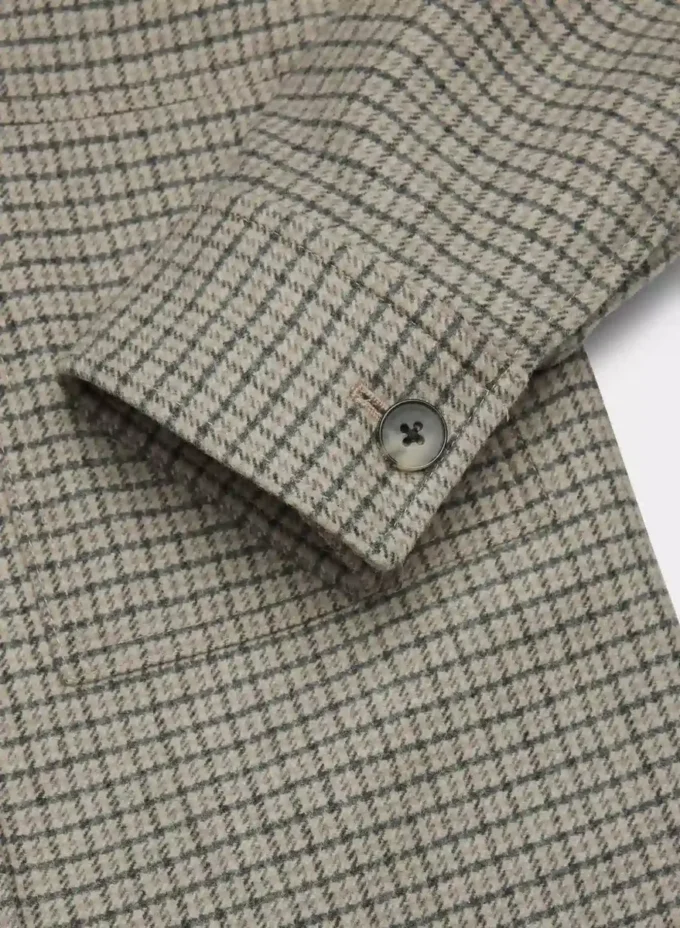 Kleine kurze Jacke – Präzisionswolle Kleine kurze Jacke – Präzisionswolle