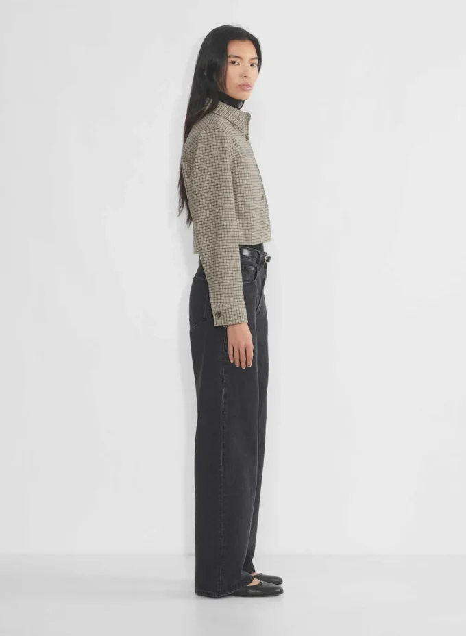 Kleine kurze Jacke – Präzisionswolle Kleine kurze Jacke – Präzisionswolle