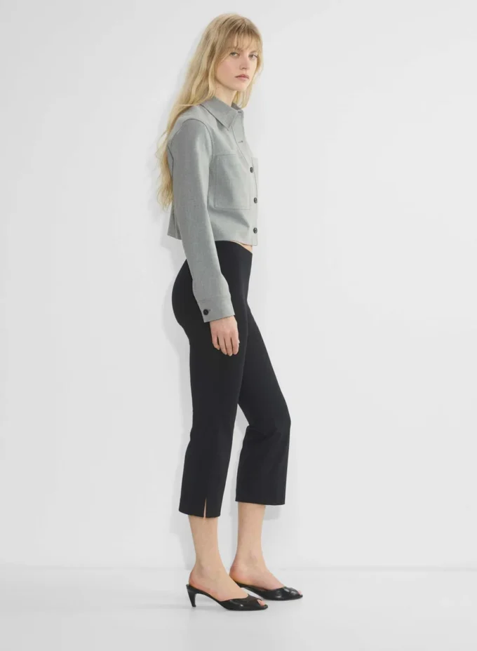 Kleine kurze Jacke – (Re)ssential Light Kleine kurze Jacke – (Re)ssential Light