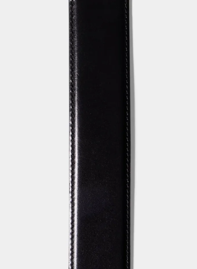 Legendärer breiter Ledergürtel aus massivem Messing