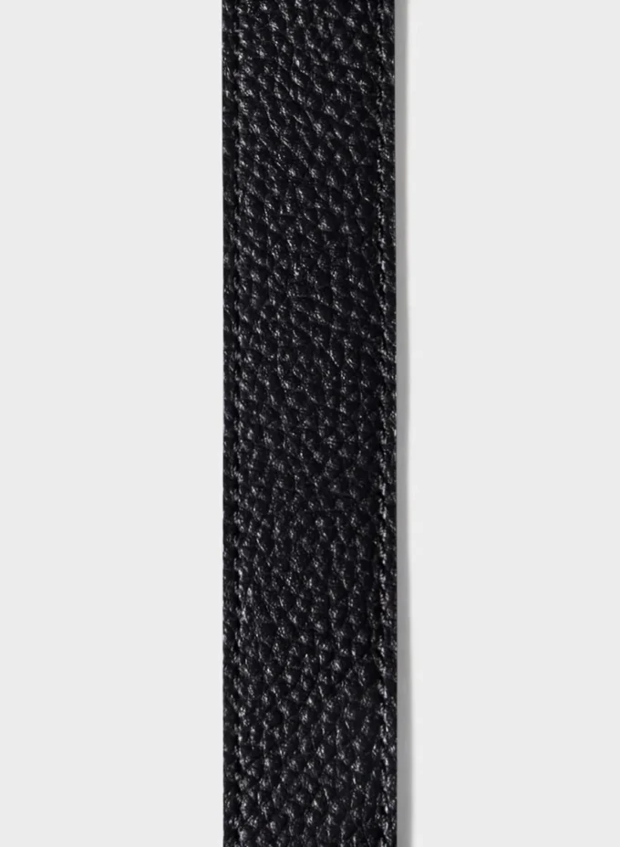 Legendärer Ledergürtel aus massivem Messing
