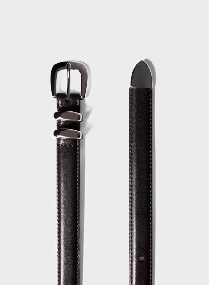 Legendärer schmaler Ledergürtel aus massivem Messing