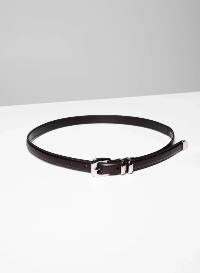Legendärer schmaler Ledergürtel aus massivem Messing