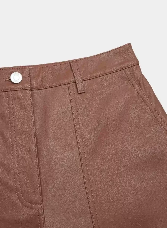 Lucy-Hose